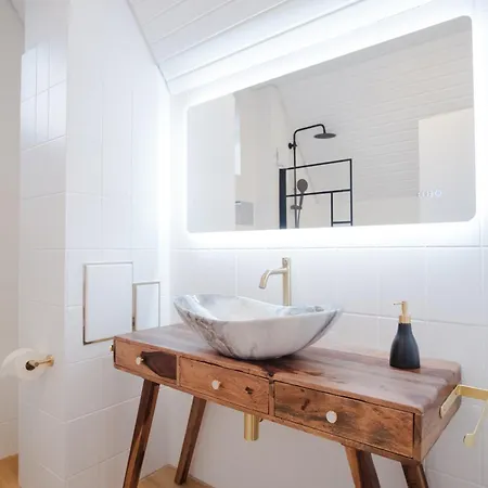 Neu Deluxe Muensterblick, Maisonette, Kingsize Bett, Kueche, Netflix, Aussicht, E-kamin Apartment