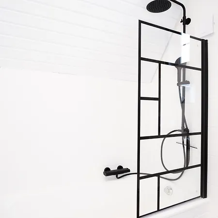 Neu Deluxe Muensterblick, Maisonette, Kingsize Bett, Kueche, Netflix, Aussicht, E-kamin * באד זקינגן