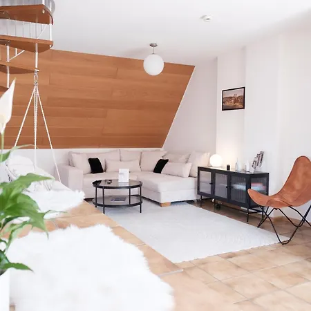 Neu Deluxe Muensterblick, Maisonette, Kingsize Bett, Kueche, Netflix, Aussicht, E-kamin